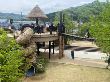 【真庭市】２階からすべり台？！２０２３年４月にリニューアルオープンした遊具と施設が合体した遊べる複合商業施設【真庭あぐりガーデン】